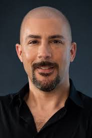 Aaron Rosendary's Instagram, Twitter & Facebook