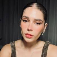 10+ perfiles de «Leonor Bravo»