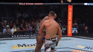 Nate diaz' face and body were covered with his own blood, which was coming from several cuts that leon edwards opened. Ophnogqkjbi5lm
