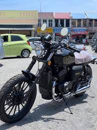 Honda cb400 custom cafe racer #atenxkatros. Cmc Momos Daytona 250 Cafe Hot Bike Penang Malaysia Facebook