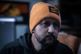 Joe Sierra's Instagram, Twitter & Facebook