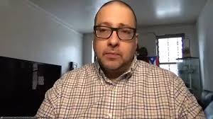 Senador Rivera habla de ley seguro médico a indocumentados