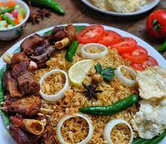 Nasi kebuli ini merupakan salah makanan khas timur tengah tepatnya di arab. Resep Nasi Kebuli Kambing Rice Cooker Istimewa