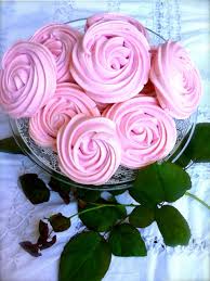 Recette Meringue Francaise Forme Rose Cook Shop Le Blog En 2020 Recette Meringue Francaise Recette Meringue Meringue