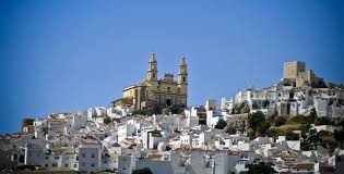 Olvera Cadiz Andalousie Espagne Les Villages Blancs Doivent Leur Nom A La Coutume Qu Ont Leurs Habitants Cadiz Literature Activities Multisensory Activities