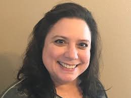 Lesley Morris's Instagram, Twitter & Facebook