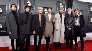 Bts performed dynamite at the 2021 grammy awards. Grammys 2021 Bts Loses Out On Award Still Makes History With Dynamite Performance Abc News