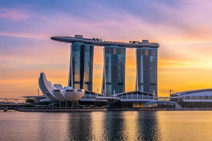 Romantic Singapore Luxury Honeymoon