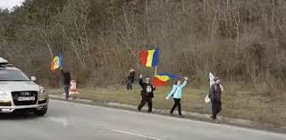 De pildă mitingul din 20 ianuarie 2018. Ardealul Se Ridica Momente Extraordinare Cum Sunt Intampinati Pe Drum Clujenii Care Merg Pe Jos Pentru A Participa La Marele Protest Din Bucuresti Video Aktual24