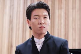 Teen pianist Kim Saehyun performs at heart of Paris