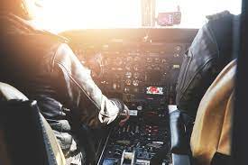Dans recrutement pilote de ligne. Devenir Pilote De Ligne Portrait De L Emploi Emplois Ca