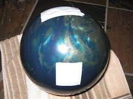 Cleaning A Bowling Ball Using The Immersion Method