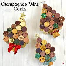 Set up a little pine tree forest on the mantle, or take some to a local elderly home for the holidays. Champagne Wine Corks Crafts Diy Wine Cork Christmas Tree