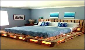 50 Geniale Europaletten Bett 180x200 Collection In 2020 Diy Palettenmobel Europaletten Bett Paletten Designs