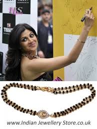 Shilpa Shetty Mangalsutra Bracelet Indian Jewellery Store Uk Usa So if you too prefer it on your hand, here. shilpa shetty mangalsutra bracelet mgwa10892