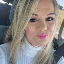 In menopause have never done WW longer then 3 weeks . I am by far the worst  dieter life style changer what ever . I eat when tired bored and stressed .