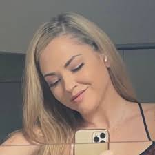 Lauren Overpeck's Instagram, Twitter & Facebook