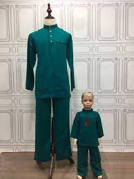 Mydin already started selling a huge selection of raya clothings for men. 11 Baju Melayu Raya 2018 Ideas Baju Melayu Fashion Long Sleeve Tshirt Men