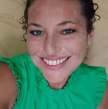 Hi, Gills. Just in case you're wondering about my name. I got married to a  wonderful man last year (he's an electrical engineer!) and legally changed  my name to Bates. However, since