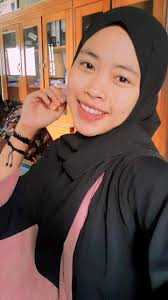 Nahh payooo kalo joinnn🤣🤣🤣 Imut kannn bibi ny🤣🤣🤣 Jadi ingat rosy nya  masha the bear🤭🤭 Baru tau juga kan kelean kalo sajen zaman now ada tahu  goreng sm nugget ny🤭🤣 Selamat malam