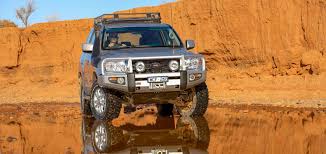 Dyna 200 c бортовой платформой/ходовая часть. Toyota Land Cruiser 200 Series 2008 2011