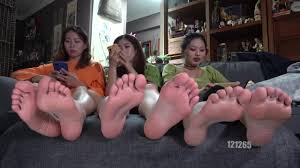 3 pairs of ignoring chinese teen Soles teasing foot fetish asian toes and  heels