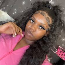 Nyisha Michelle (@qveen.celle) • Facebook