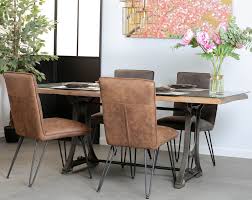 Clea, casino padrino ou woody, ces enseignes. Table A Manger Industrielle Bois Recycle Brut Plaque Verre 180 Cm Koursk Tables A Manger Pier Import