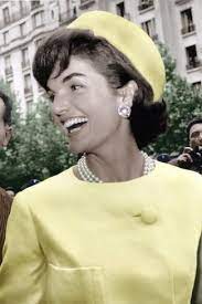 Jackie Kennedy A Paris Photo Art Com In 2021 Jackie Kennedy Style Jackie Kennedy Bold Fashion Trends