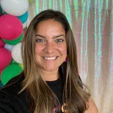 Jasmine Winslow's Instagram, Twitter & Facebook