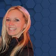 Keera Morrish's Instagram, Twitter & Facebook