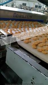 Zhongshan multiweigh packaging machinery main products contact supplier add to inquiry list. Biscuit Metal Detector At Rs 300000 Unit Food Metal Detector Id 8357174288