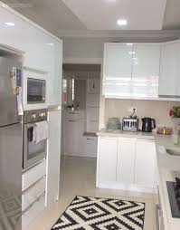 Modern Stilde Goz Alici Bir Ev Pinar Hanimin Evi Ev Gezmesi Ic Tasarim Mutfak Beyaz Mutfaklar Modern Mutfaklar