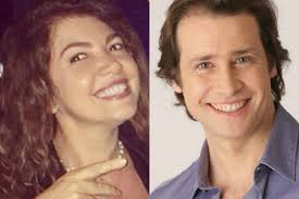 Non sembra che il tempo passi per la voce cult delle sigle dei cartoni animati che hanno segnato l'infanzia di molti. Cristina D Avena Quando Mirko Voleva Baciarmi Con La Lingua Sul Set Di Love Me Licia