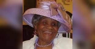 Alexis Mims's Instagram, Twitter & Facebook