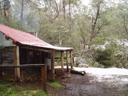 Ritchies Hut 14 Mile Creek Howqua Valley Vic Old Farm Houses Natural Homes Abandoned Houses