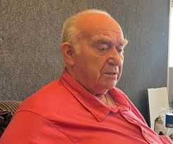 Ogden auctioneer calls it a career after six-plus decades