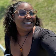 What are good vegan restaurants in Chicago for brunch or lunch?