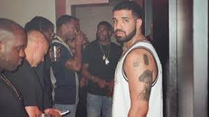 It was 7 am when he was looking for some weed and when he saw a guy on the other side of the road, he thought that guy. Inked Drake Gets Lil Wayne S Face Tattooed On His Triceps