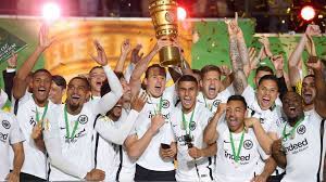 Mai 2020 stattfinden und, wie seit 1985 üblich, im berliner olympiastadion ausgetragen werden. Dfb Pokal Finale 2018 Eintracht Frankfurt Gelingt Sensation Gegen Den Fc Bayern Munchen