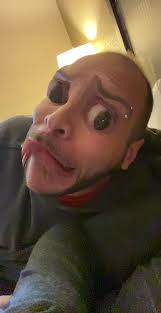 Avery Gray (@graygray90)