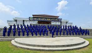 Sma pradita dirgantara, lanjutnya, dibangun di lahan seluas delapan hektare degan proses pembangunan sekolah dilakukan secara bertahap. Sma Pradita Dirgantara Buka Pendaftaran Peserta Didik Baru Tahun Ajaran 2021 2022 Okezone News