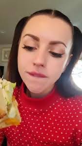 Emily Macomber's Instagram, Twitter & Facebook