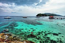 Kalau soal minuman keras itu haram wajar karena mengudang bahaya dan itu buatan manusia. Pulau Kentut Pulau Susu Dara Dan Pulau Babi Ini Menjadi Tarikan Pelancong