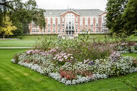 September 2 at 7:58 am · on friday september 4th, all students at nmbu will be invited to participate in the world's first study on infection risk when having classes campus or digital teaching. Om Oss Pensjonistakademiet Campus As