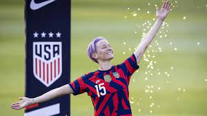 Victoria's secret has been lambasted by conservative commentators for hiring soccer star and lgbtq activist megan rapinoe as a brand. Politisch Bei Olympia Megan Rapinoe Ist Captain America