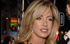 CONHEÇA ELLY CASTLE, A EX-ESPOSA DE JOHN SCHNEIDER: ELA SE TORNOU MÃE AOS  15 ANOS