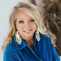 Shaun Lyons, Retail Branch Manager