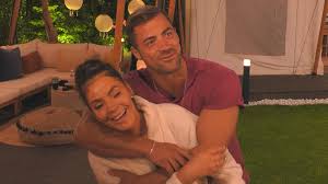 Täglich überschütten die fans janine und tobi mit fragen nach dem aktuellen status ihrer beziehung, doch bisher haben sich die beiden nicht mehr zu wort gemeldet. Promi Big Brother 2019 Sind Janine Pink Und Tobias Wegener Ein Paar