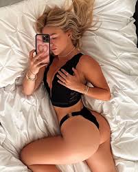 Katie Sigmond nue - Photos et vidéos - ImperiodeFamosas